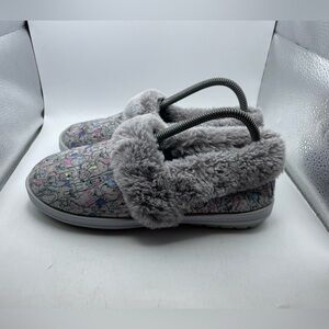 Bobs for Dogs Too Cozy Gray Furry Slip-On Slippers size 7